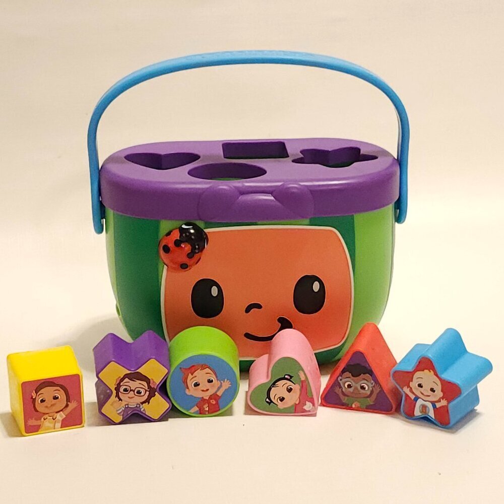 CoComelon Shape Sorter with Blocks CoComelon Roleplay Excellent Condition